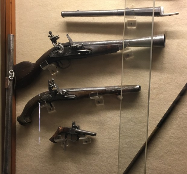 pistole pistola retrocarica guns gunblade spada pistola