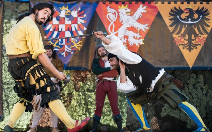 tipologie corporatura duello spada striscia rapier