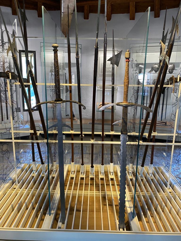 zweihander e flamberga al museo di rovereto